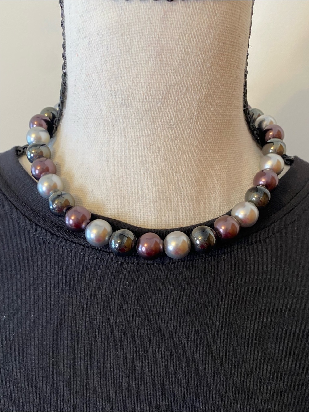 Multi-Color Pearl Beaded Necklace - Elegant Women’s Jewelry